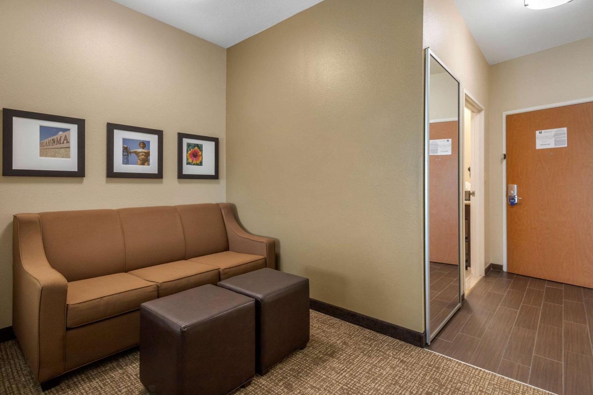 Comfort Inn & Suites Glenpool Kültér fotó