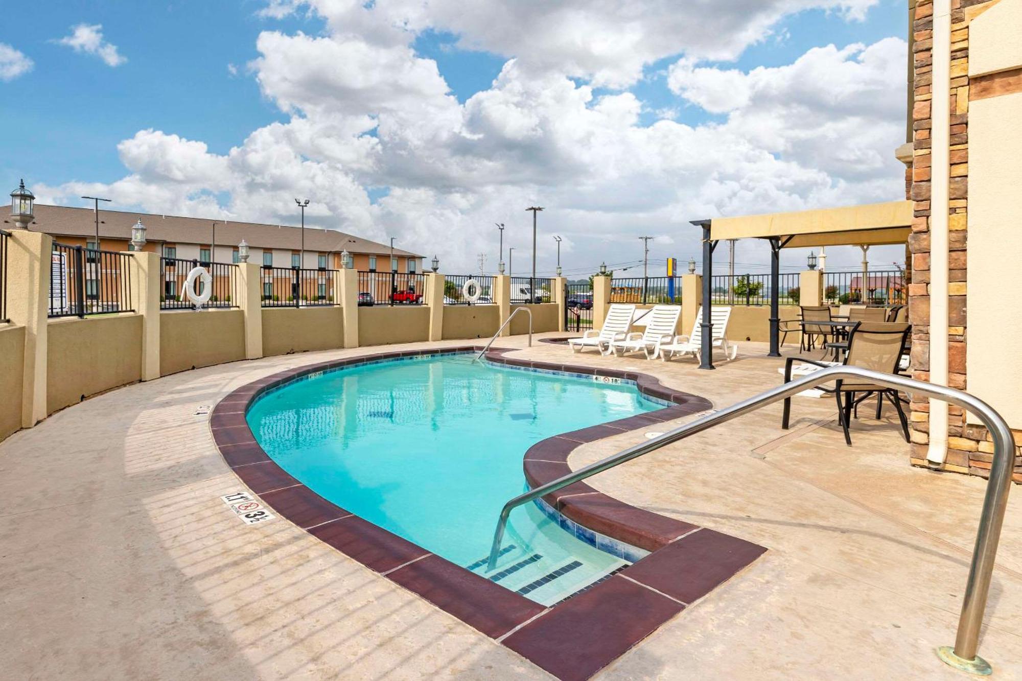 Comfort Inn & Suites Glenpool Kültér fotó