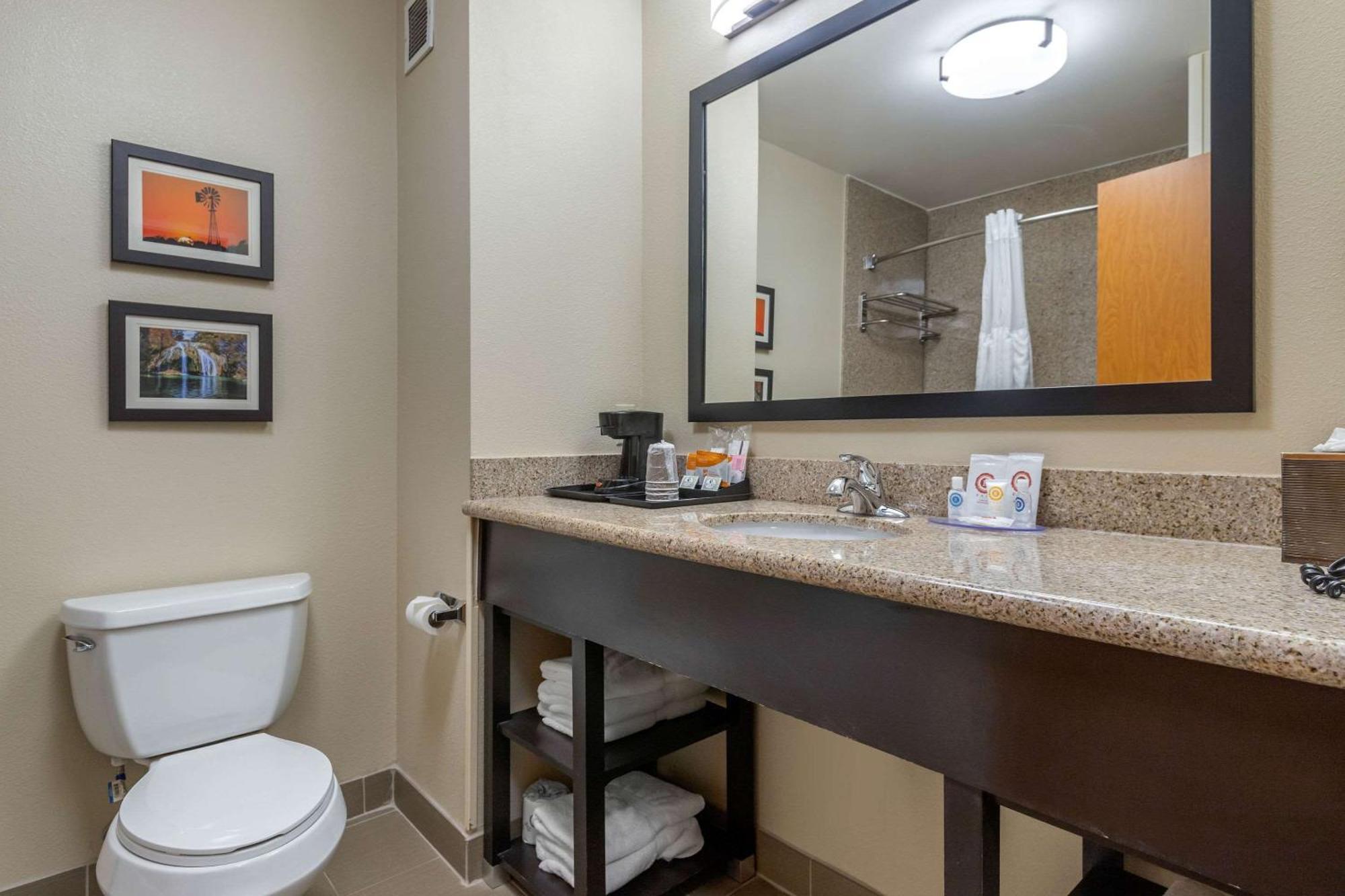 Comfort Inn & Suites Glenpool Kültér fotó